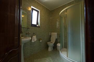 Фото номера Standard Double or Twin Room*** Отель Complex Craiasa Muntilor Moieciu г. Мойечу-де-Сус 5